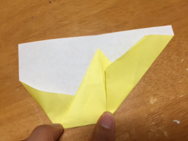 折り紙へそ飛行機